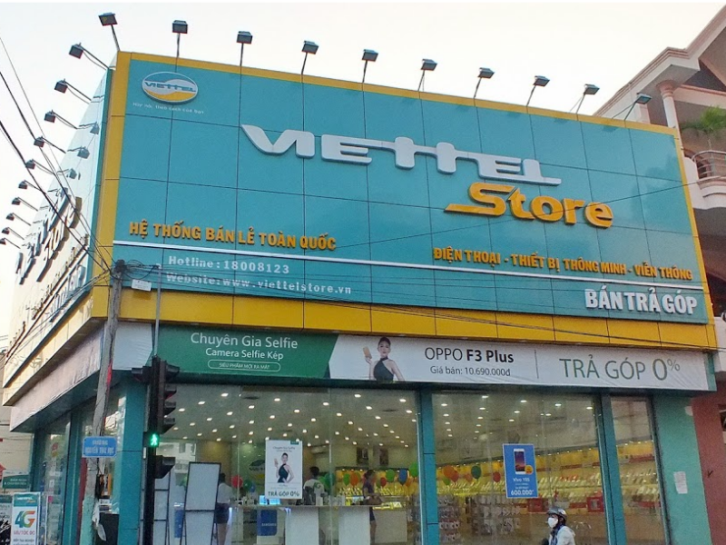 Viettel Store- cái tên quá nổi tiếng chuyên cung cấp các sản phẩm điện tử.
