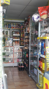 Opiniones de Minimarket El Chatito RENAP en Miraflores - Tienda de ultramarinos