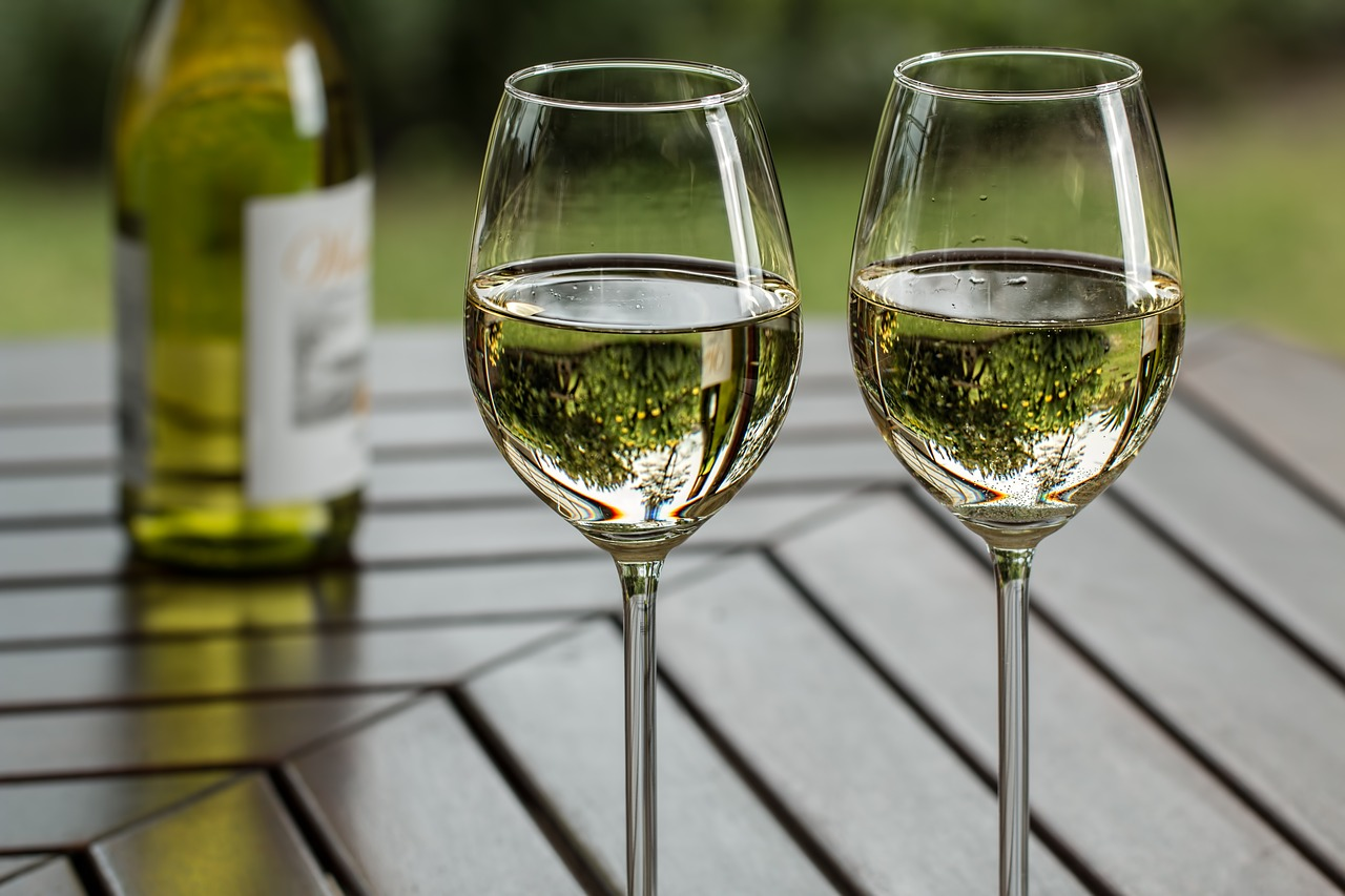 Arta degustarii vinului - Top sfaturi din partea unor somelieri cu  experienta