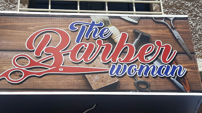The Barber Woman - Barbería
