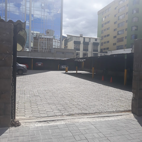 Opiniones de Parking Lot II en Quito - Aparcamiento