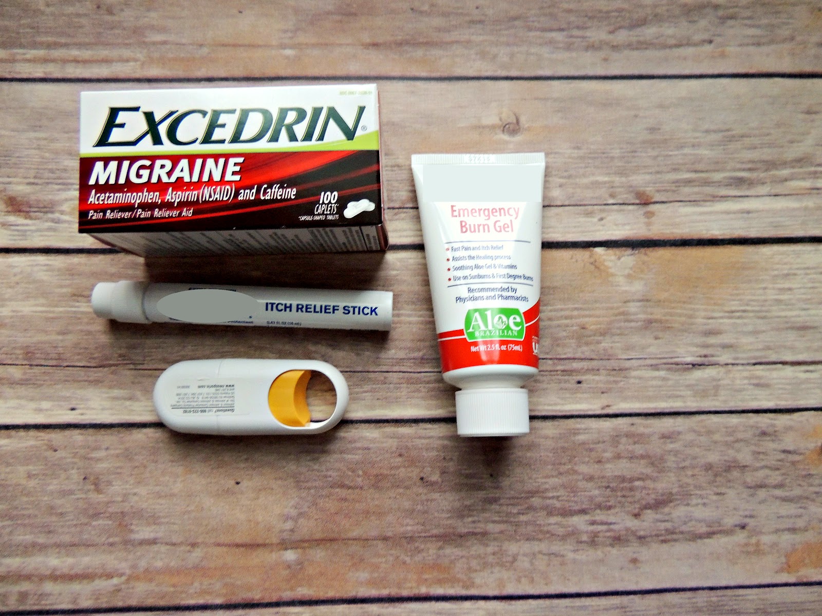 Excedrin® Migraine First Aid Kit for the Family #MoreMomentsWithExcedrin #CollectiveBias #ad Essentials.jpg