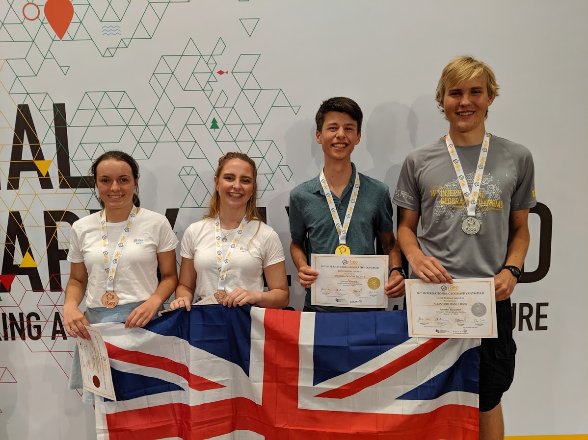 Team UK with their medals at the Closing Ceremony of iGeo 2019