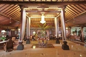 interior rumah klasik modern Jawa 