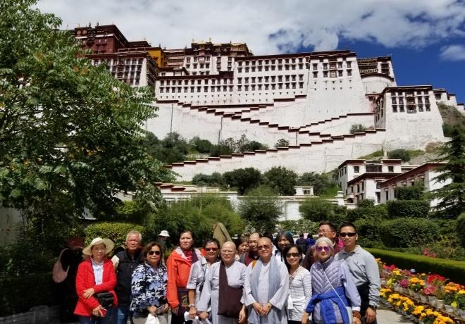 E:\Hinh 2019\Tour 2019\China-Tibet 2019\Hinh dep Tibet Sep 2-14 2019\20190908_132925.jpg