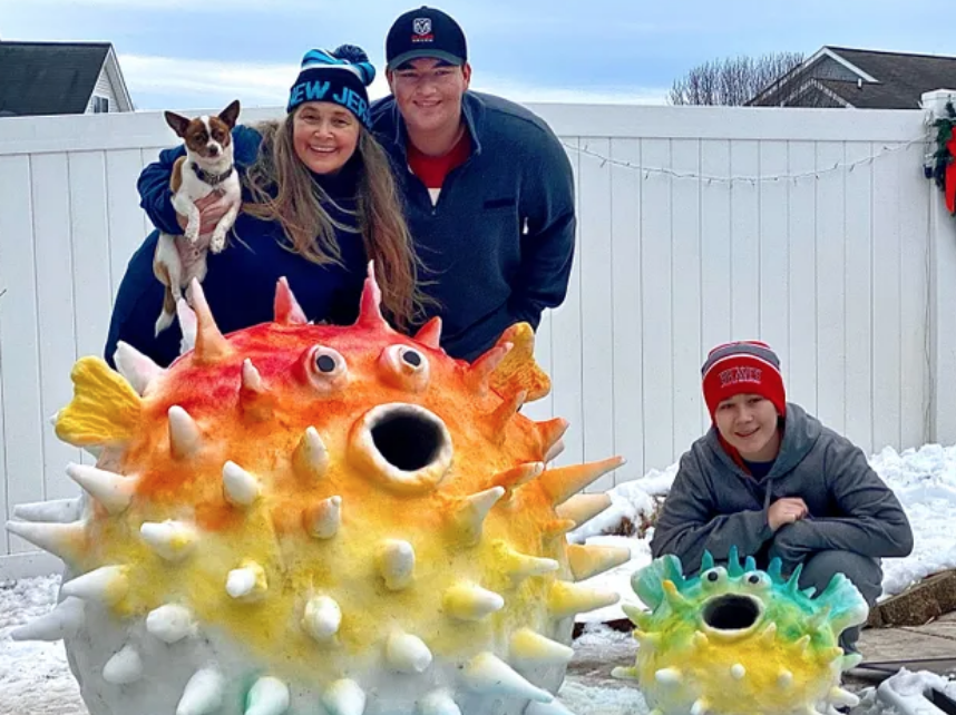 Snow sculptures of a large and small blow fish