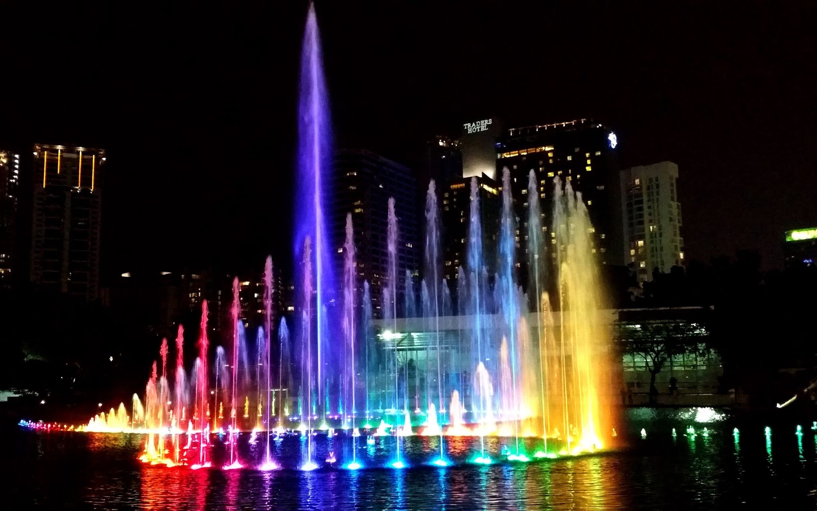 Smart Controlled Fountain Lights