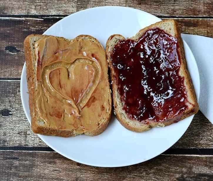 Sandwiches peanut butter jelly 2-22-22(2).jpg