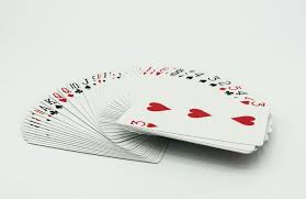 What Are the Features of a Standard Deck of Cards?