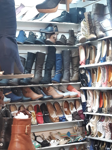 Opiniones de Calzado Local 188 en Quito - Zapatería