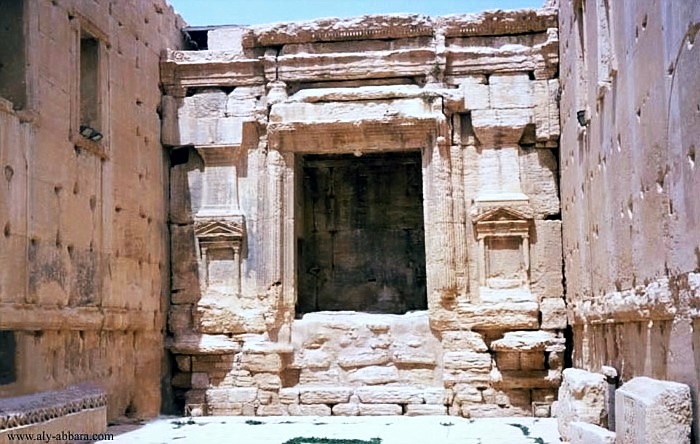 Palmyra-Templo de Belo-Cella Norte.jpg