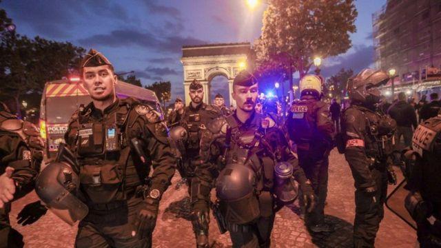 Bạo lực ở Pháp tạm lắng sau làn sóng biểu tình phản đối vụ cảnh sát bắn chết người