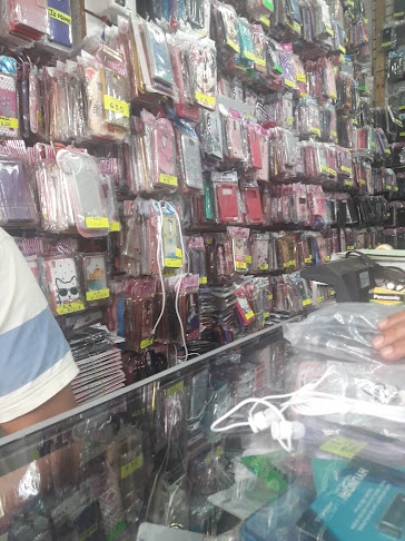 Opiniones de Inversiones M & C en Trujillo - Tienda de móviles