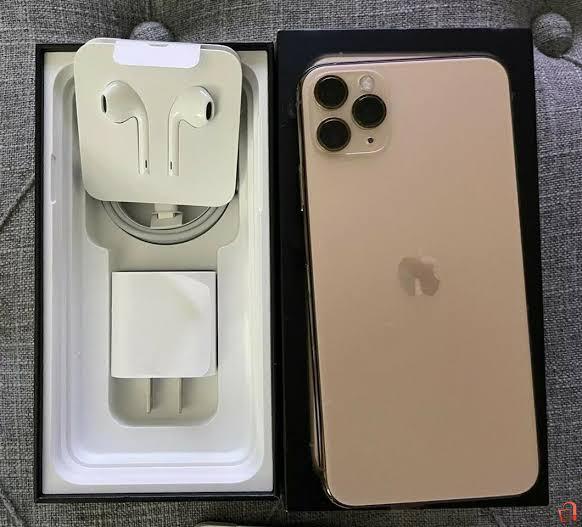 A review of iPhone 11 Pro Max: Opened Apple iPhone 11 Pro Max Box