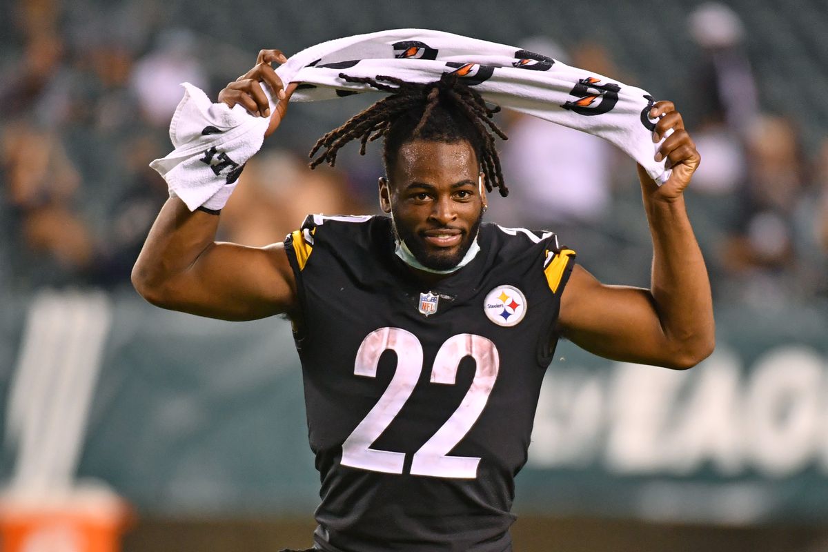 Pittsburgh Steelers running back Najee Harris (22) runs off the field after defeating the Philadelphia Eagles at Lincoln Financial Field. 
