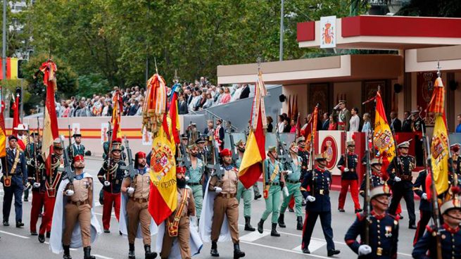 desfile-militar-12-de-octubre-fiesta-nacional