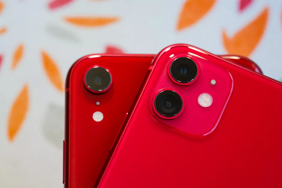 iPhone 11 and iPhone XR Cameras