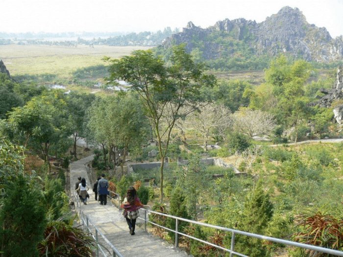 Tour du lịch Thanh Hóa - Khu di tích núi Hàm Rồng