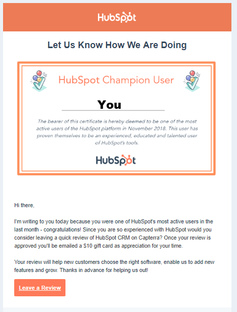 來自 HubSpot 的電子郵件與應用內測試的獲勝電子郵件範本的螢幕截圖。
