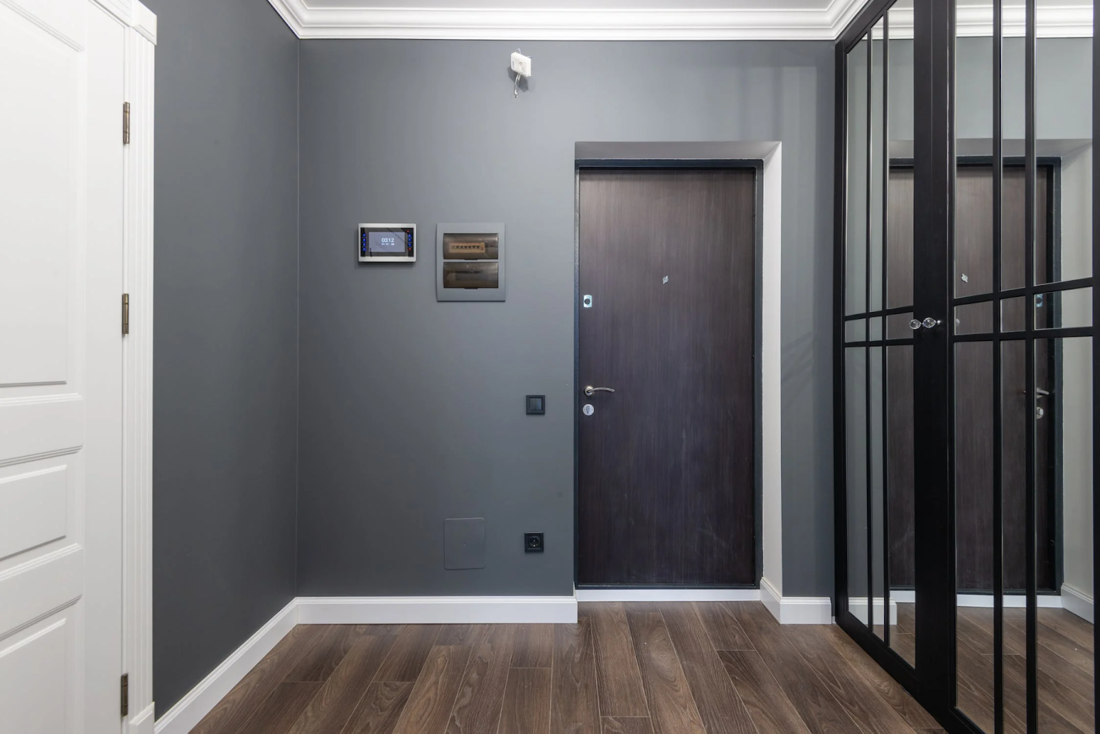 Creating an Exceptional Main Entrance Design for Your Flat to Make a ...