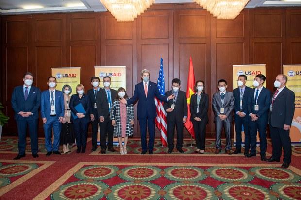 Đặc phái viên Tổng thống Mỹ thúc giục Việt Nam bỏ điện than
