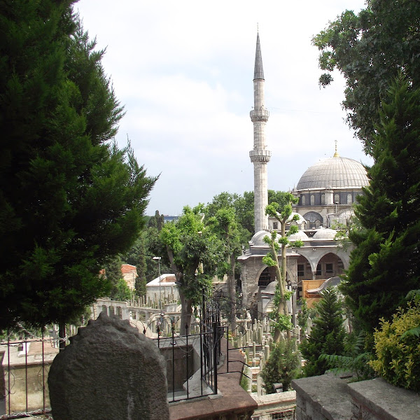 Подумаем о вечном - кладбища мира (фото)