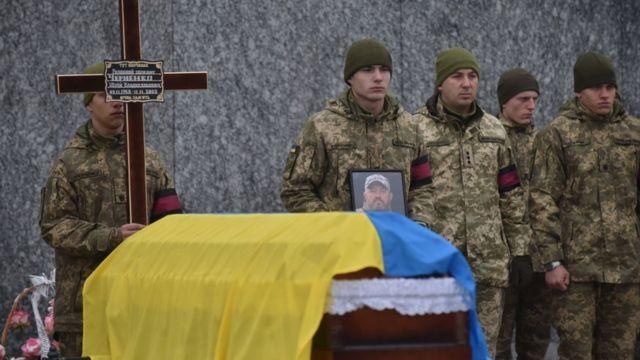 L﻿ễ tang của Thượng sỹ Yuryi Chernenko, người thiệt mạng hồi tháng 11