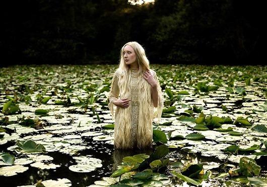 Водяница — жена водяного