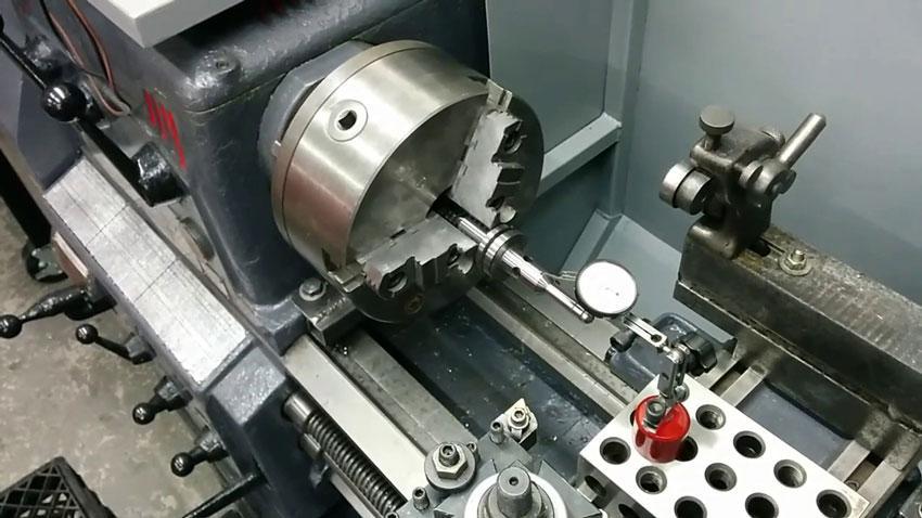 Tổng quan về mâm cặp máy tiện CNC