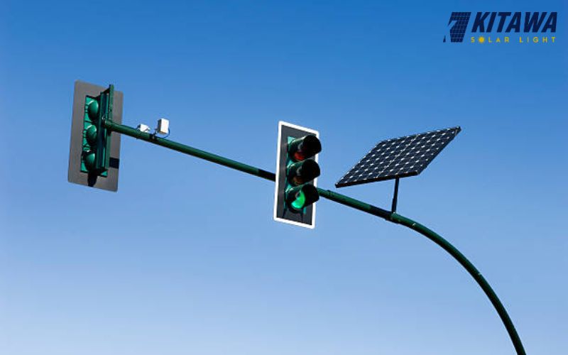 Đèn giao thông năng lượng mặt trời chính hãng chất lượng tốt