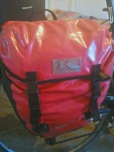 Fully loaded clothes pannier