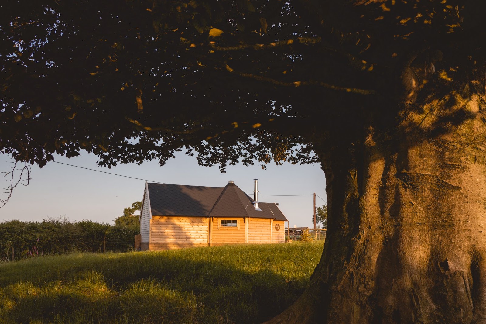 beautiful cabin in the countryside 