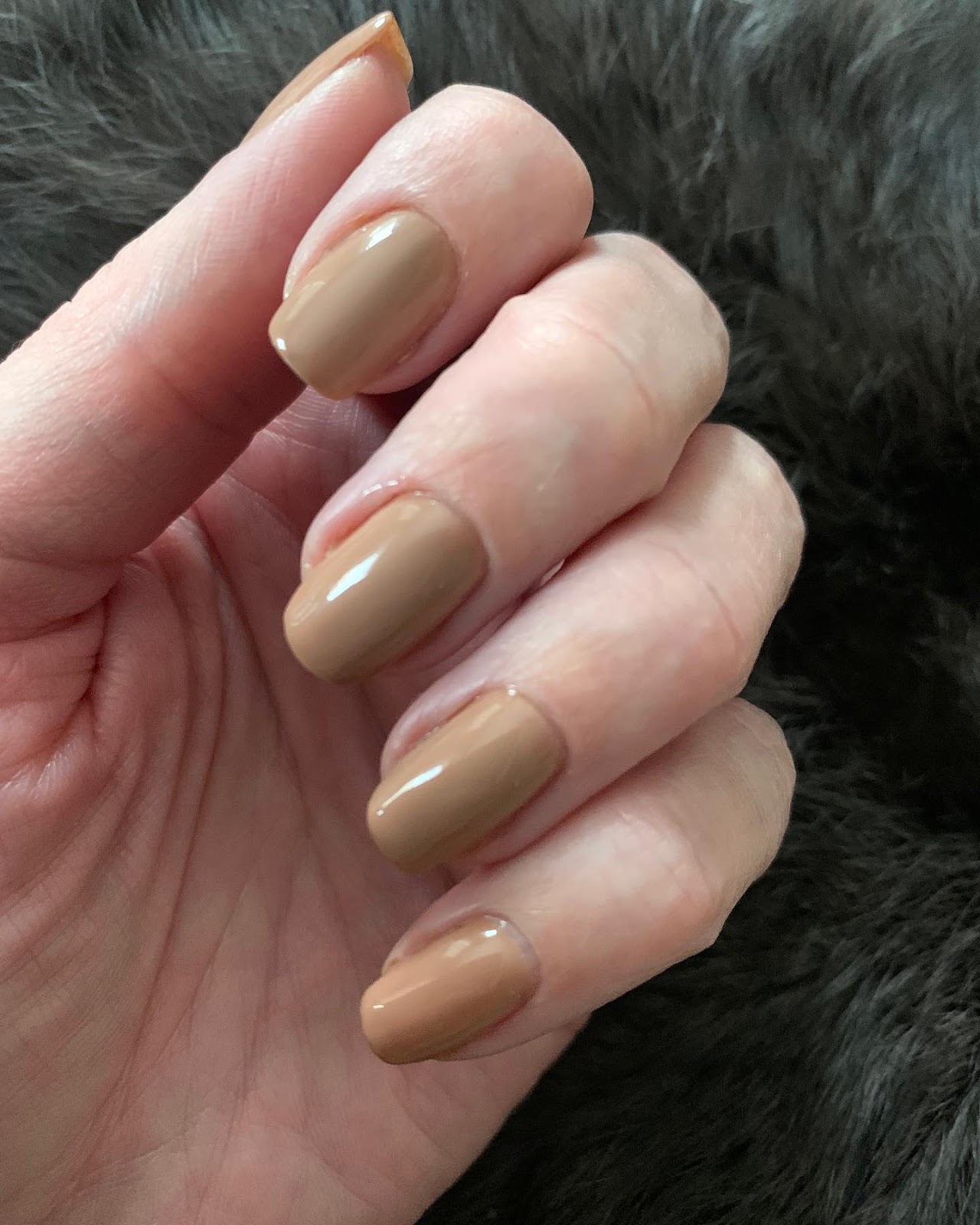 Light brown nails