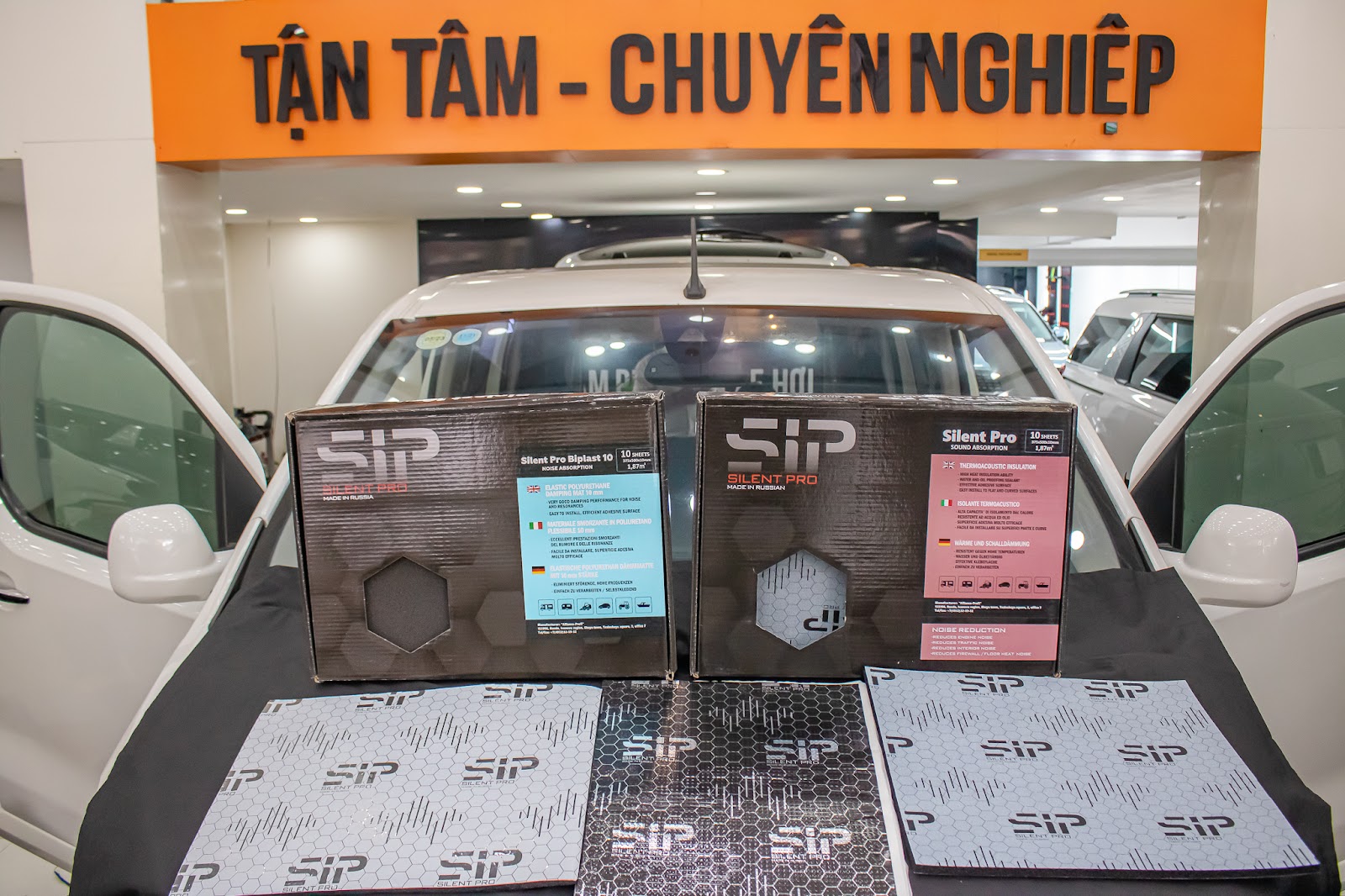 Kinh nghiệm dán vật liệu cách âm SIP chống ồn xe ô tô tại Hà Nội