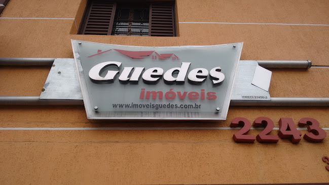 https://www.instagram.com/guedesimov/