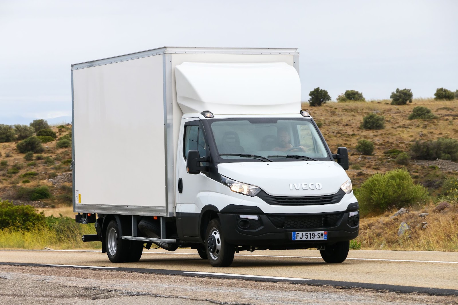 Iveco Daily Dimensions: Load Area & Exterior