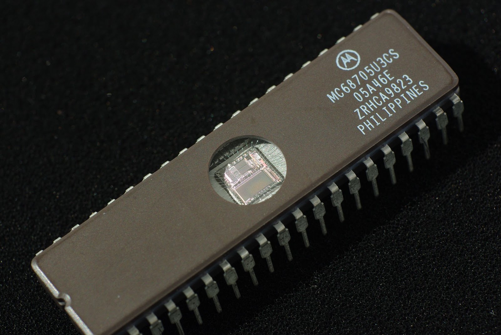 Microcontrollers Basics: The Structure, Working Principle, and Applications