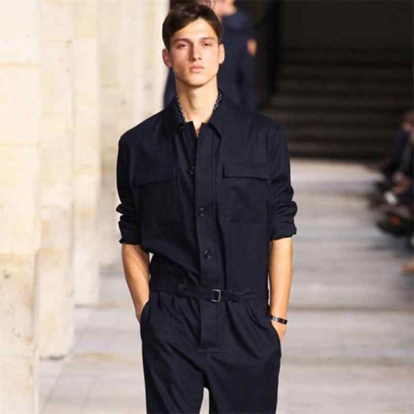 Nên chọn jumpsuit phù hợp với từng hoàn cảnh, sự kiện đời sống