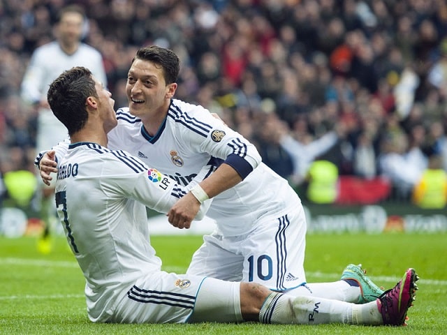 Cầu thủ Ozil và Ronaldo được xem như một cặp bài trùng ăn ý nhất. 