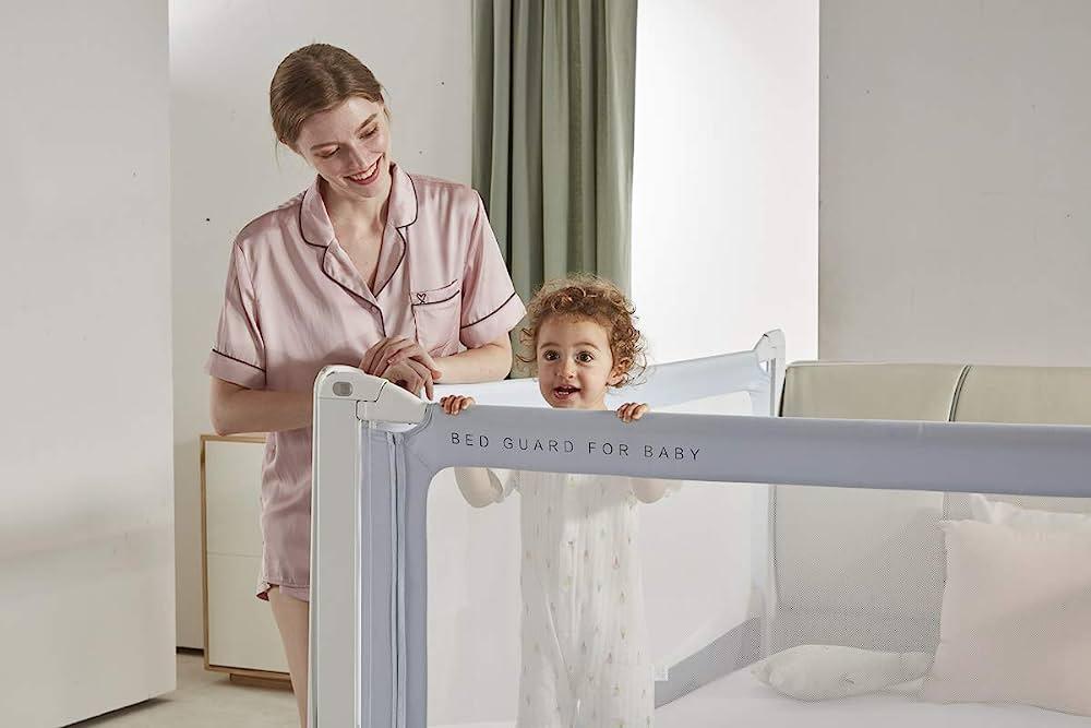 TraumweltKind Bed Rail/Bed Guard 2.00 m / 1.80 m / 1.60 m / 1.40 m / 0.90 m  Light Blue - Folds Down - Can be Used from Birth - 85 to 100 cm High - Very  Good Quality (1.40) : Amazon.de: Baby Products