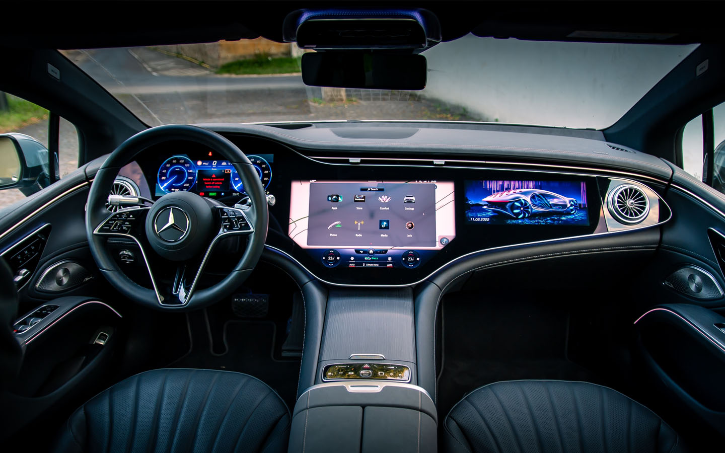 cars with the biggest screens: Mercedes Benz interior