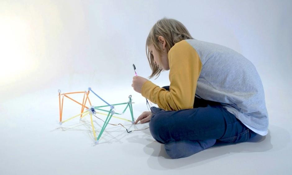 Quirkbot: The Programmable Microcontroller Toy Aims to Get Kids Coding