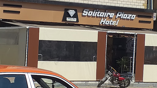 Solitaire Plaza Hotel
