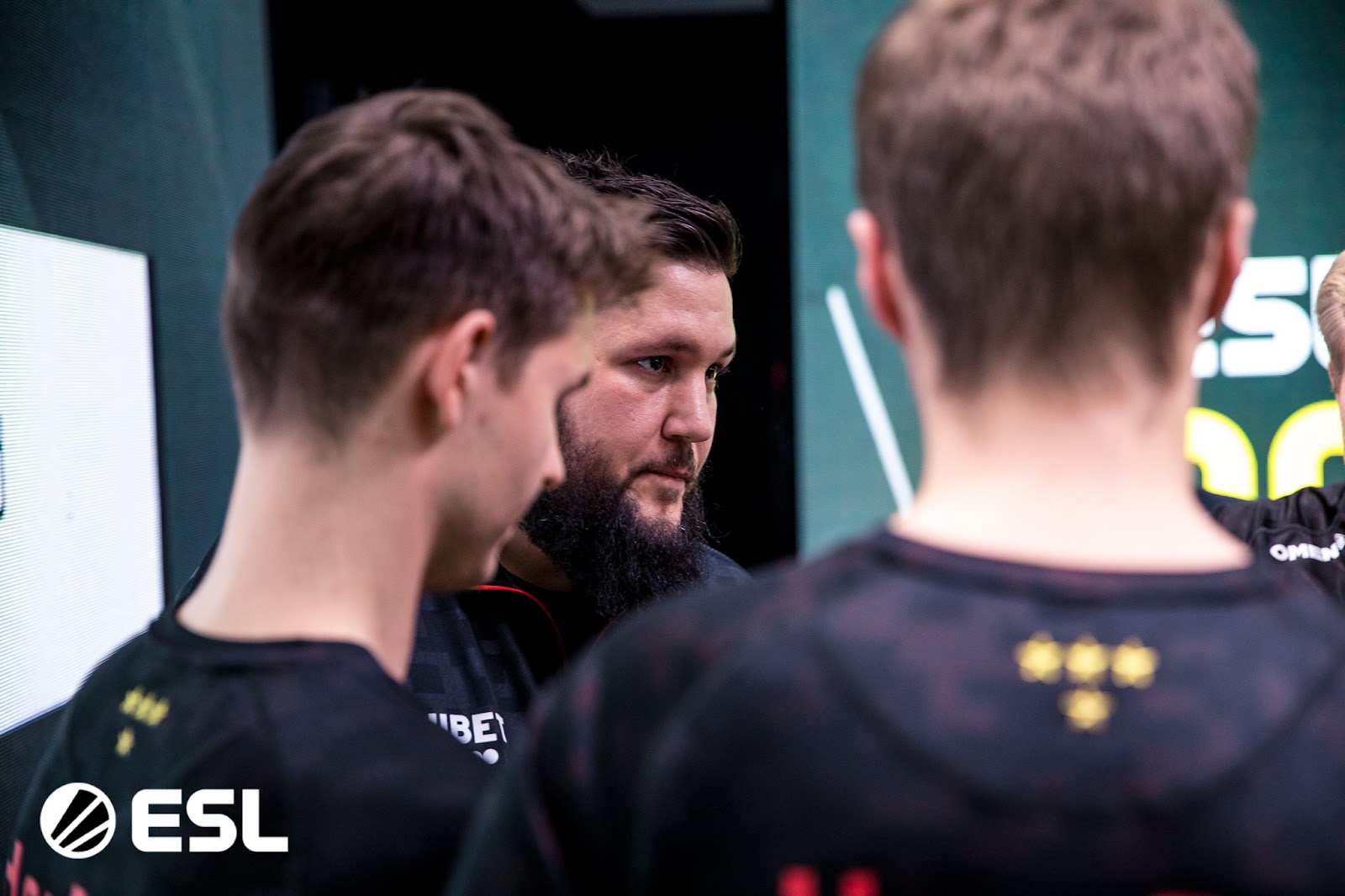 mousesports down to three