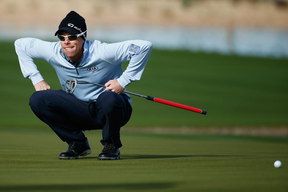 David-Hearn-putting.jpg