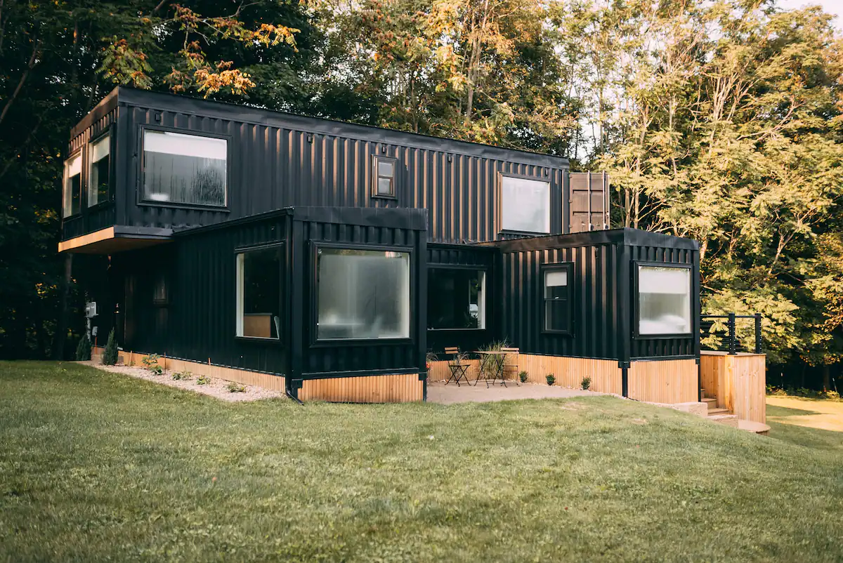 Huge Six-Container Home, Millersburg, Ohio, United States
