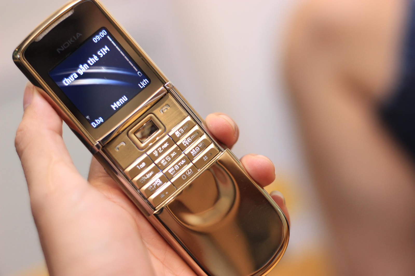 Nokia 8800 - Huyền thoại còn sống mãi | Hoàng Luxury