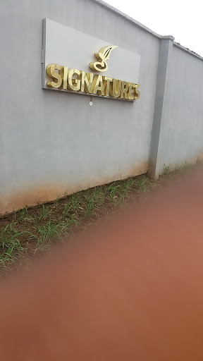 Signatures, Opposite Civil Service Commission, El-shaddai Road, GRA, Alagbaka, Akure, Ondo, Nigeria, Cafe, state Ondo
