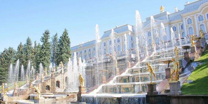 Tour du lịch Nga - Cung điện mùa hè - lối kiến trúc độc đáo