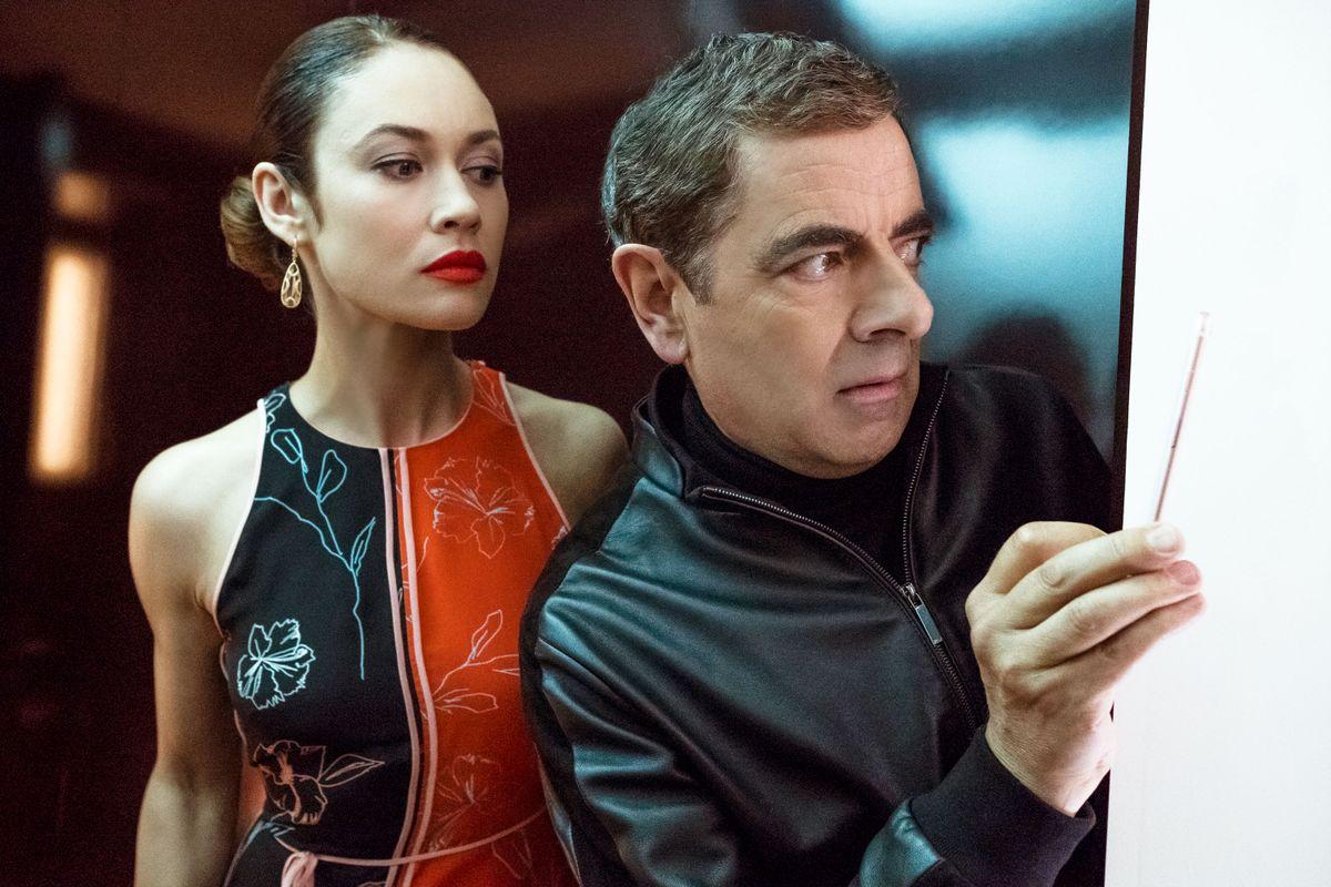 3. JOHNNY ENGLISH STRIKES AGAIN 4